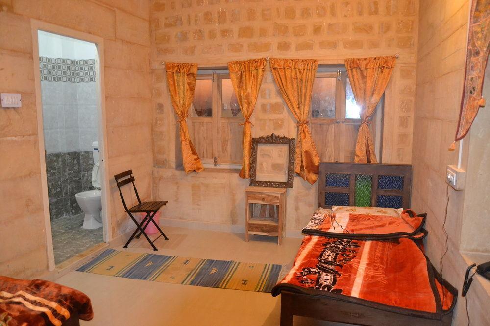 Arya Haveli Hotel Jaisalmer Exterior photo