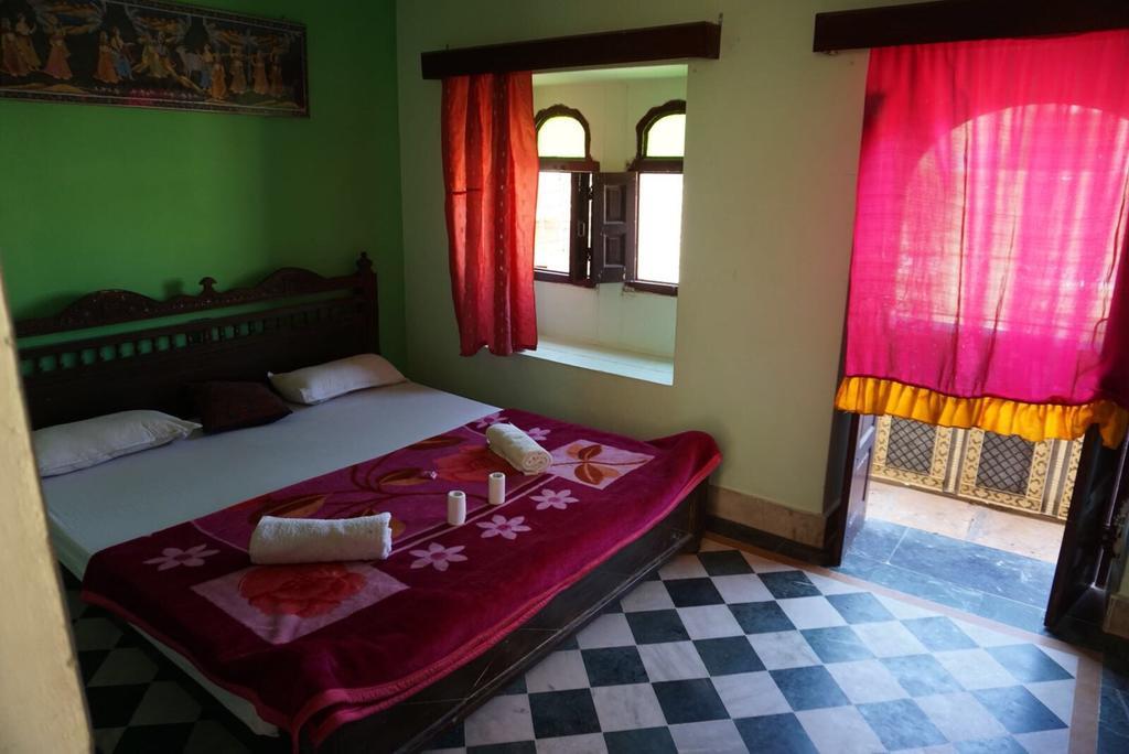 Arya Haveli Hotel Jaisalmer Exterior photo